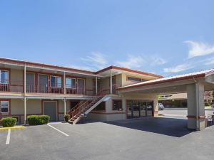 Econo Lodge Hurricane Zion Park Area