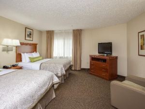 Candlewood Suites Richmond Airport