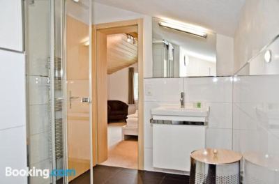 Three-Bedroom Apartment Apartment Zita - Griwa Rent AG Photo