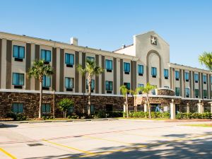 Holiday Inn Express & Suites Houston NW Beltway 8-West Road