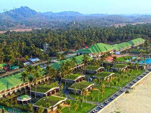 Ngwe Saung Yacht Club & Resort