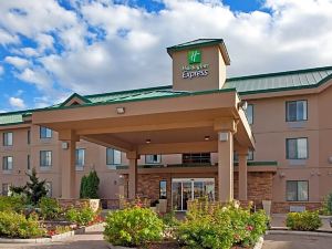 Holiday Inn Express & Suites Vernon