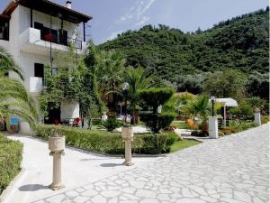 Villa Dimitris Apartments & Bungalows