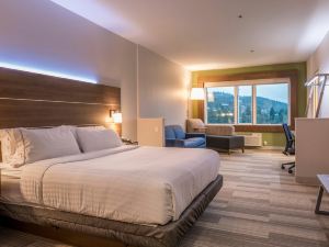 Holiday Inn Express & Suites Airdrie-Calgary North