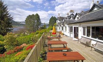 Loch Leven Hotel & Distillery