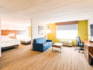 Holiday Inn Express Richmond Airport