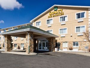 Quality Inn & Suites Wisconsin Dells Downtown - Waterparks Area