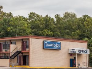 Travelodge by Wyndham Seymour