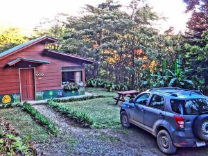 Los Pinos Cabins & Reserve