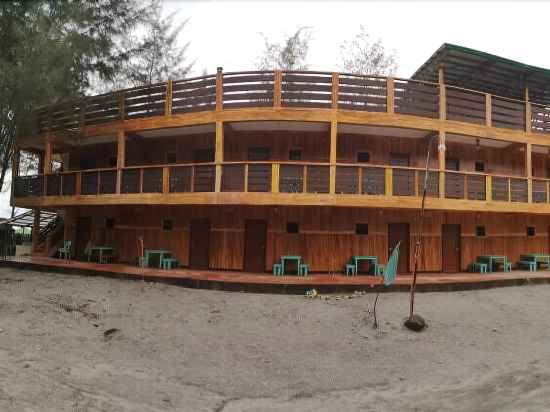 Camp Rofelio Surfing Beach Resort Hotel Exterior