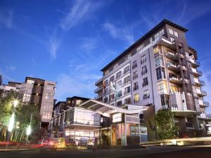 DoubleTree by Hilton Cape Town - Upper Eastside