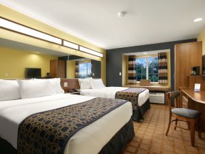 Microtel Inn & Suites by Wyndham Kearney