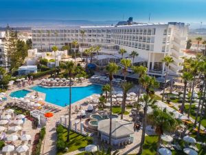 Leonardo Plaza Cypria Maris Beach Hotel & Spa