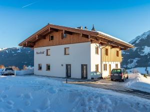 Spacious Apartment in Salzburger Land