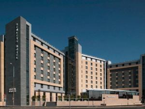 Clayton Hotel, Leeds