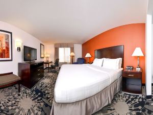 Holiday Inn Express & Suites Greenfield