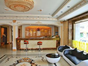 Changbai Donggang Hotel