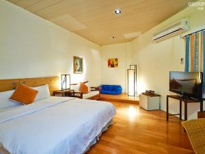 Kenting Corner Hostel