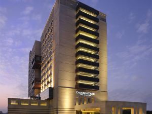 โรงแรม DoubleTree by Hilton Gurgaon - New Delhi NCR