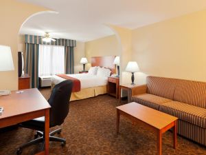 Holiday Inn Express & Suites Birmingham NE - Trussville