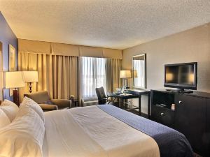 Holiday Inn Fargo