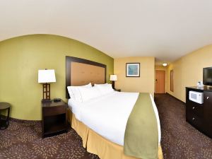 Holiday Inn Express & Suites Charlotte