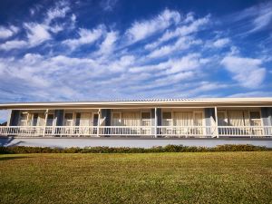 Harbour View Apartments