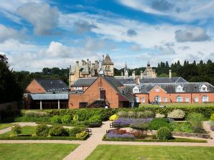 Mercure Warwickshire Walton Hall Hotel & Spa