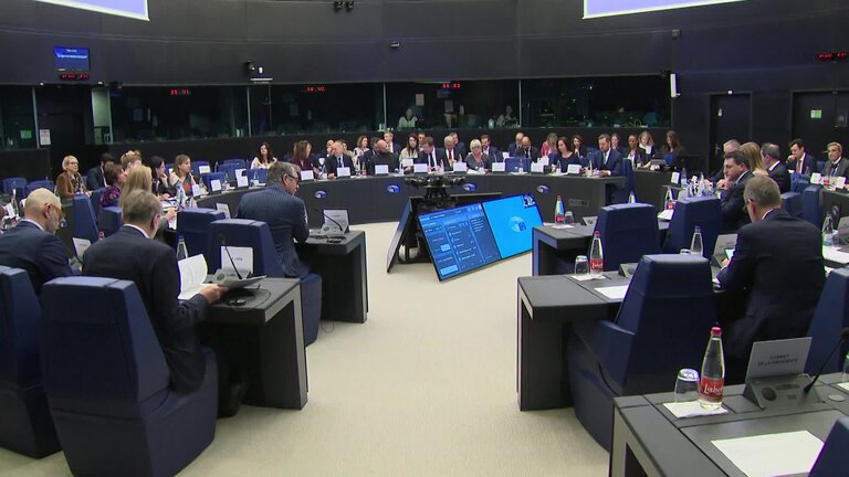 Meeting of the EP Conference of Presidents (CoP) before the vote on the Election of the College of Commissioners: arrivals and roundtable