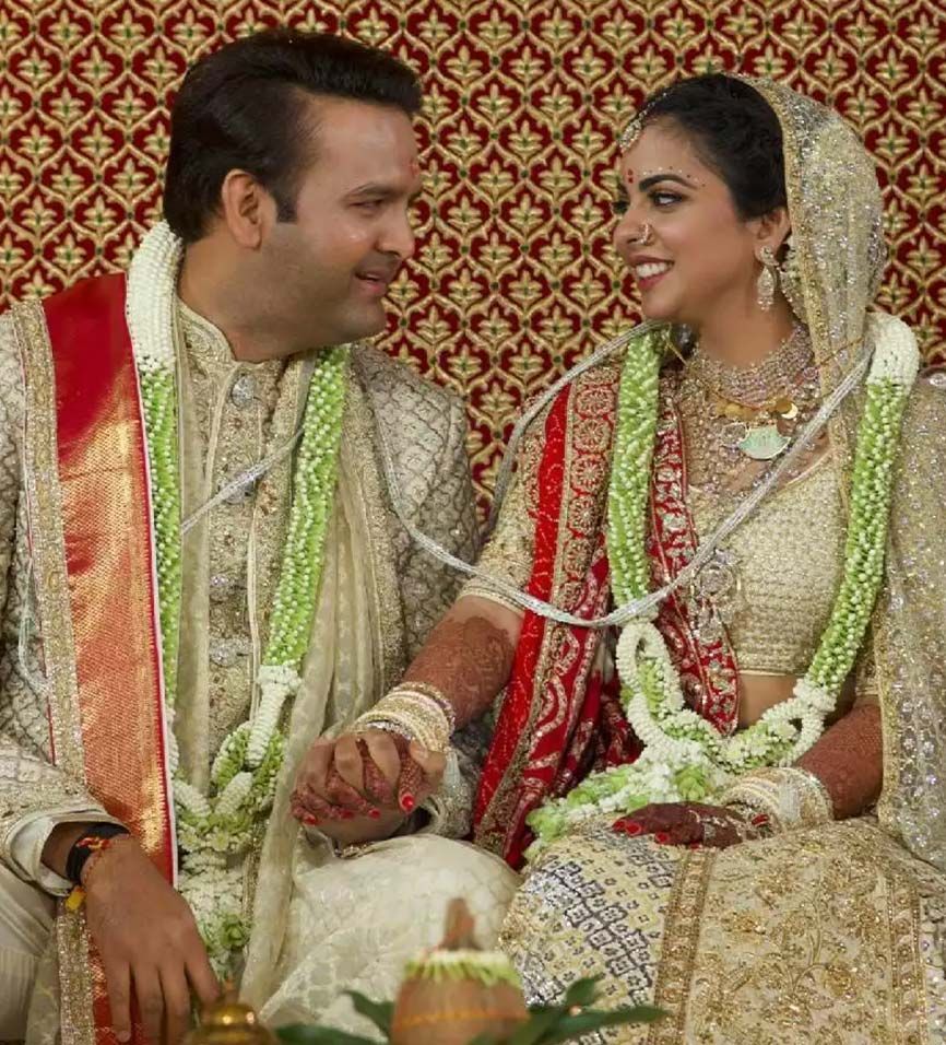 10 celebrity couples who tied the knot in the grand palaces of Rajasthan