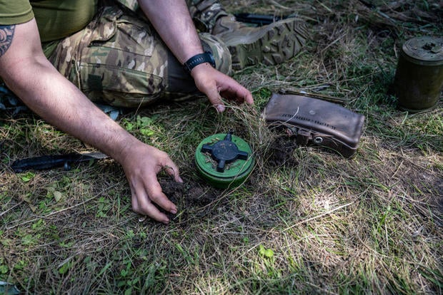 anti-personnel mine 