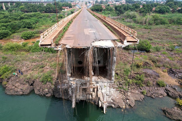 Brazil bridge collapse 