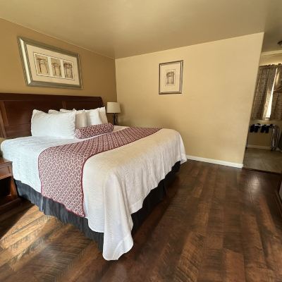 King Room Abram Inn & Suites Promo Code