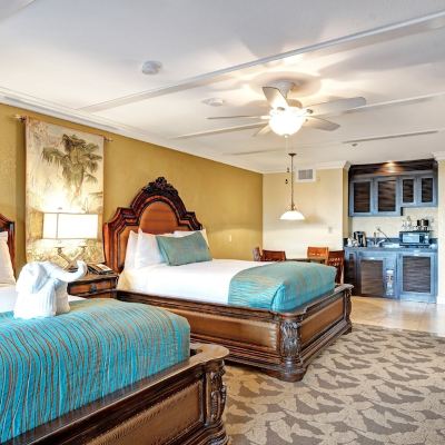 Junior Suite with Partial Ocean View 2 Queen bed Pacific Terrace Hotel Promo Code