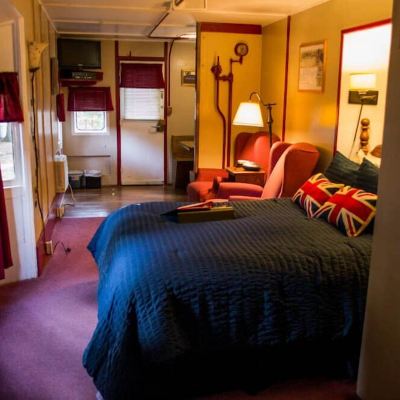 Room, Private Bathroom (Celebrations) Featherbed Railroad B&B Resort Promo Code