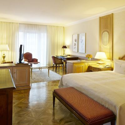 Superior Junior Double Suite Colombi Hotel Promo Code