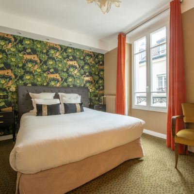 Classic Room Hotel des Batignolles Promo Code