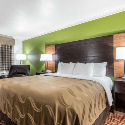 King Room With Accessible Roll In Shower-Non-Smoking Quality Inn Forrest City I-40 Promo Code