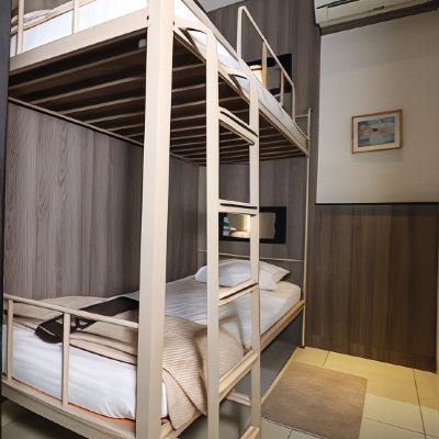 Standard Double Room The Cabin Tanjung Hostel Promo Code