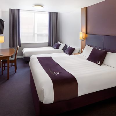 Family Room London Gatwick Manor Royal Promo Code