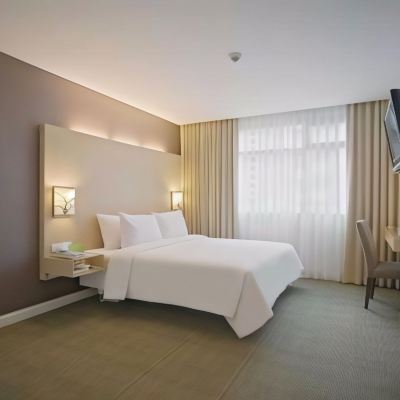 Deluxe Room St Giles Makati – A St Giles Hotel, Manila Promo Code