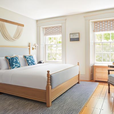 Deluxe King Room Faraway Nantucket Promo Code