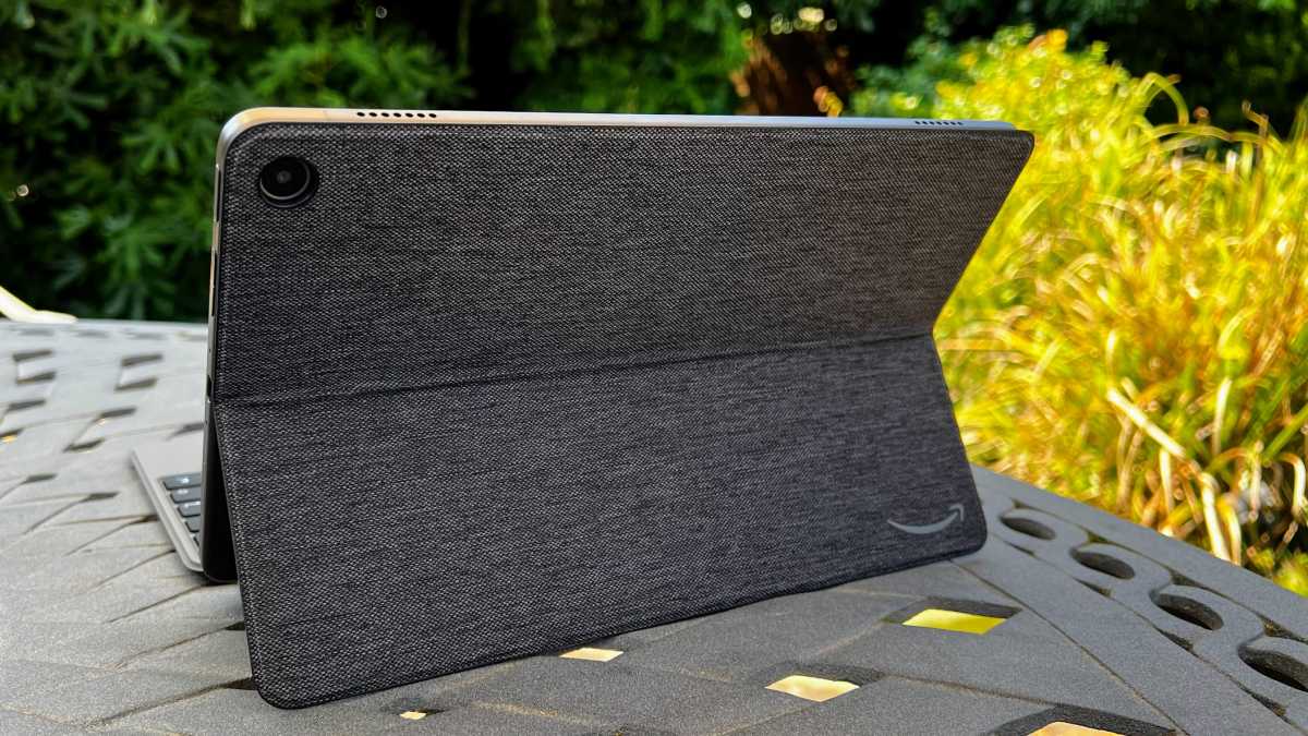 Amazon Fire Max 11 review - keyboard case