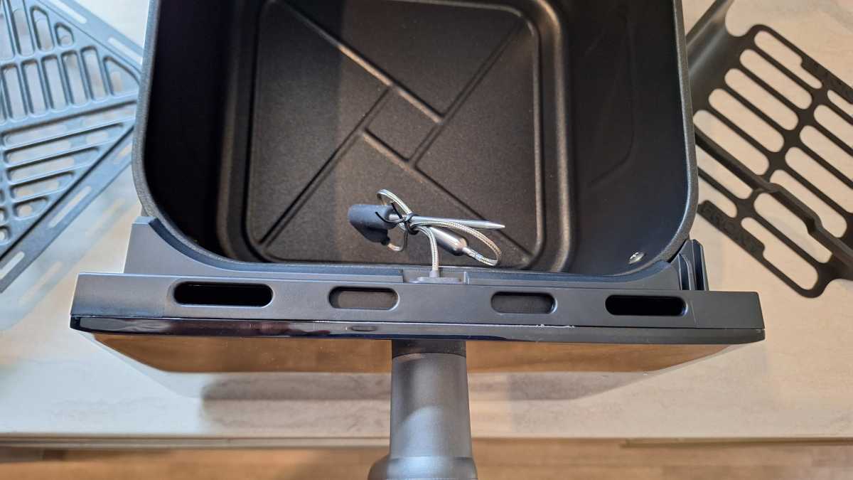 A top down view of the Probe for the Dreo ChefMaker Combi Cooker