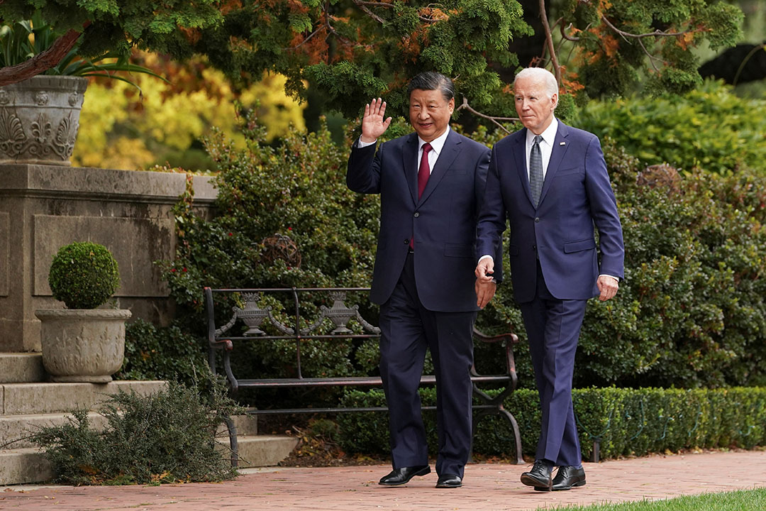 U.S. President Joe Biden walks with Chinese President Xi Jinping at Filoli estate on the sidelines of the Asia-Pacific Economic Cooperation (APEC) summit, in Woodside, California, U.S., November 15, 2023. REUTERS/Kevin Lamarque