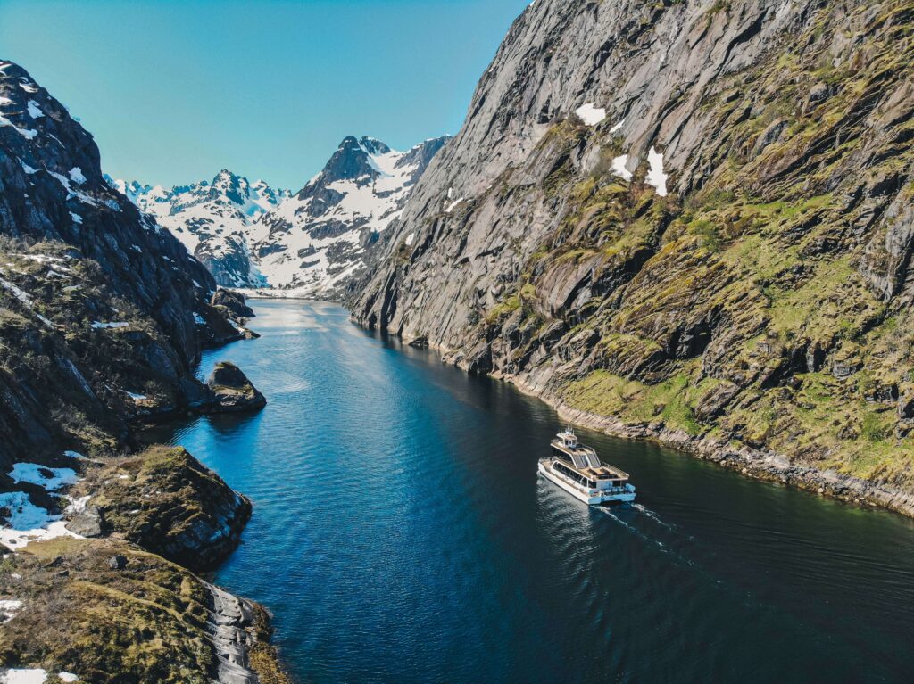 Boat tour in Lofoten