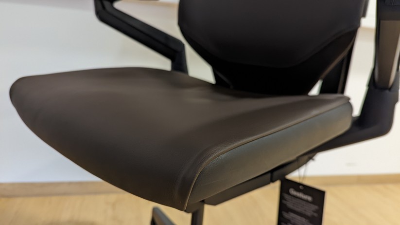 Steelcase Gesture mit Kopfstütze