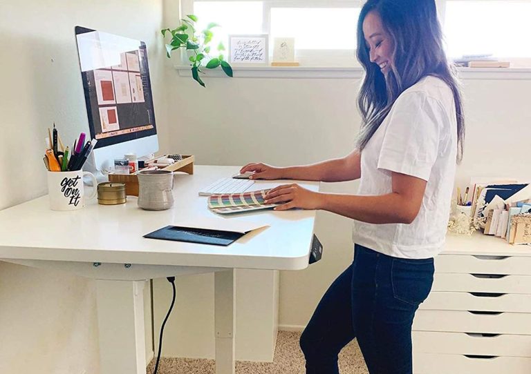 A popular Electric Standing Desk