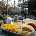 ＜青山＞おしゃれに敏感な人達で溢れているNY発ハンバーガー　SHAKE SHACK