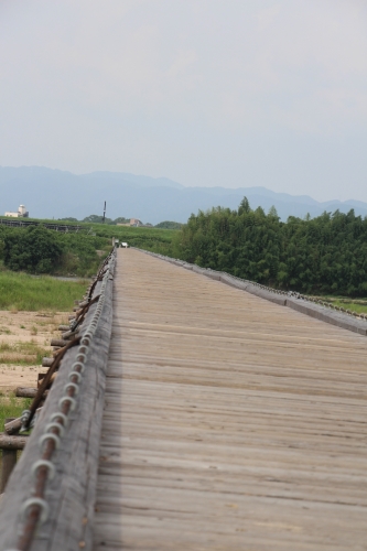 流れ橋